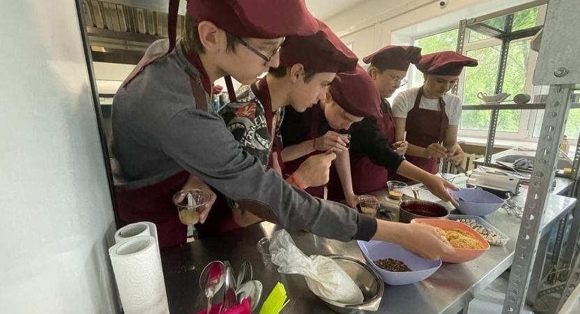 Профессиональное образование  и профессиональное обучение лиц с инвалидностью и ОВЗ